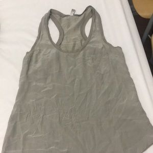 Jose XS gray tank